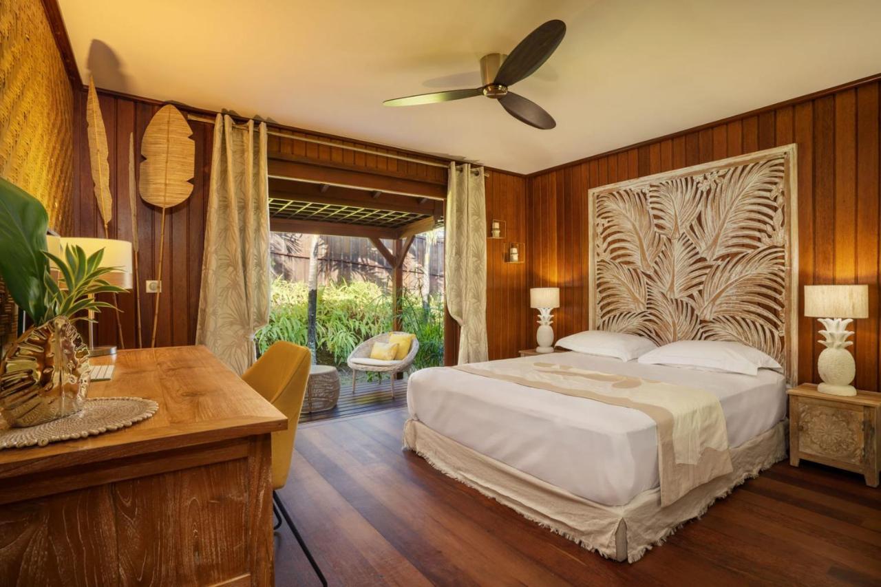 Villa Manuiti, Balinese Luxury Home - Private Swim Spa, Ocean View - Ofyr Bbq - Koi Pond Punaauia  Luaran gambar