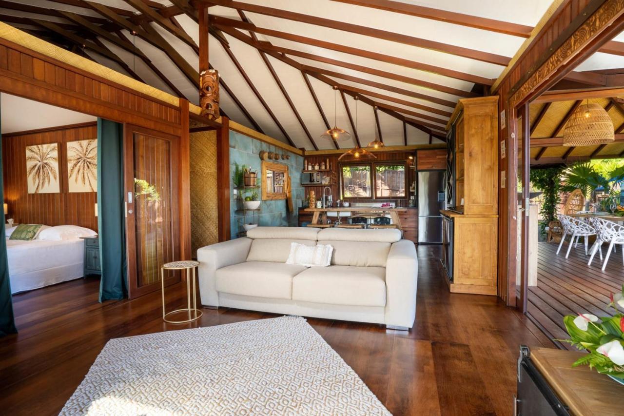 Villa Manuiti, Balinese Luxury Home - Private Swim Spa, Ocean View - Ofyr Bbq - Koi Pond Punaauia  Luaran gambar